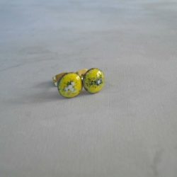 Boucles d’oreilles de créateurs « Puces » en  jaune, noir, blanc